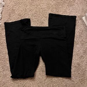 PINK Victoria's Secret Black Leggings (M) Flare